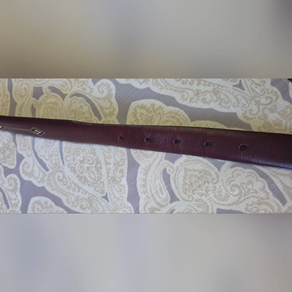 VINTAGE Brighton Dark Brown 100% Leather Rivet Belt Size 42
